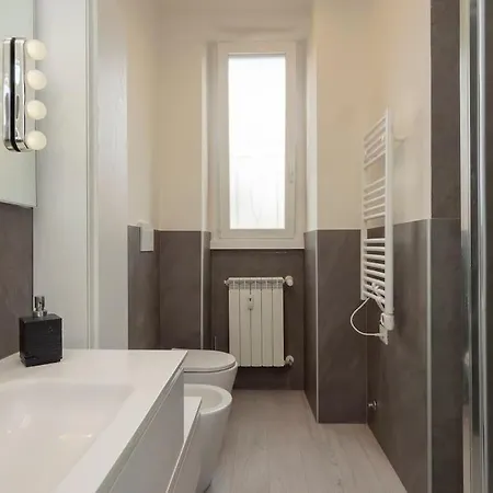 アパート Navigli-design District Modern Flat