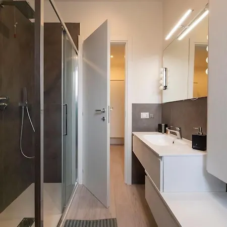 Navigli-design District Modern Flat